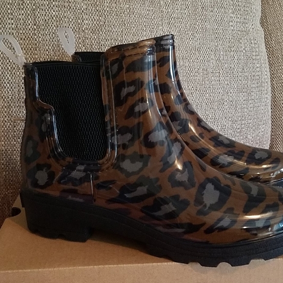 NWT!! Seven7 Halifax boots fur on sole - Picture 3 of 10